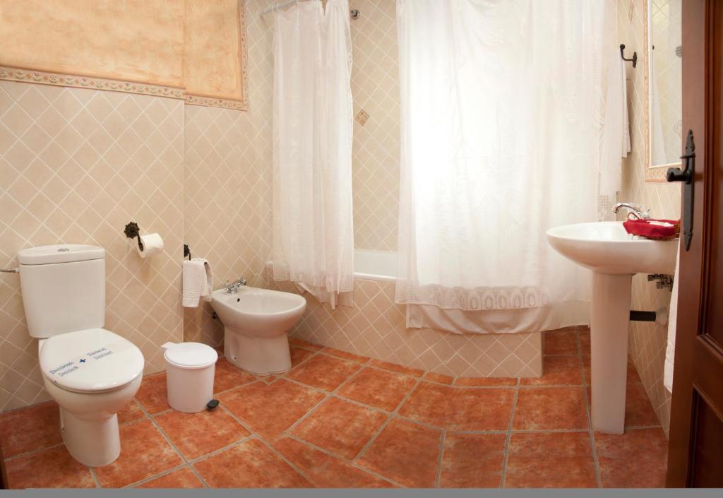 Kúpeľňa v ubytovaní Hotel Rural El Arriero