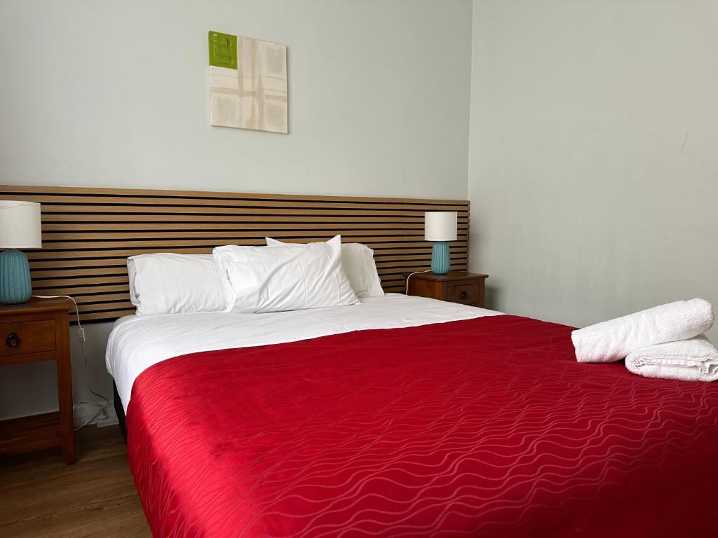 Postel nebo postele na pokoji v ubytování Owens Motel