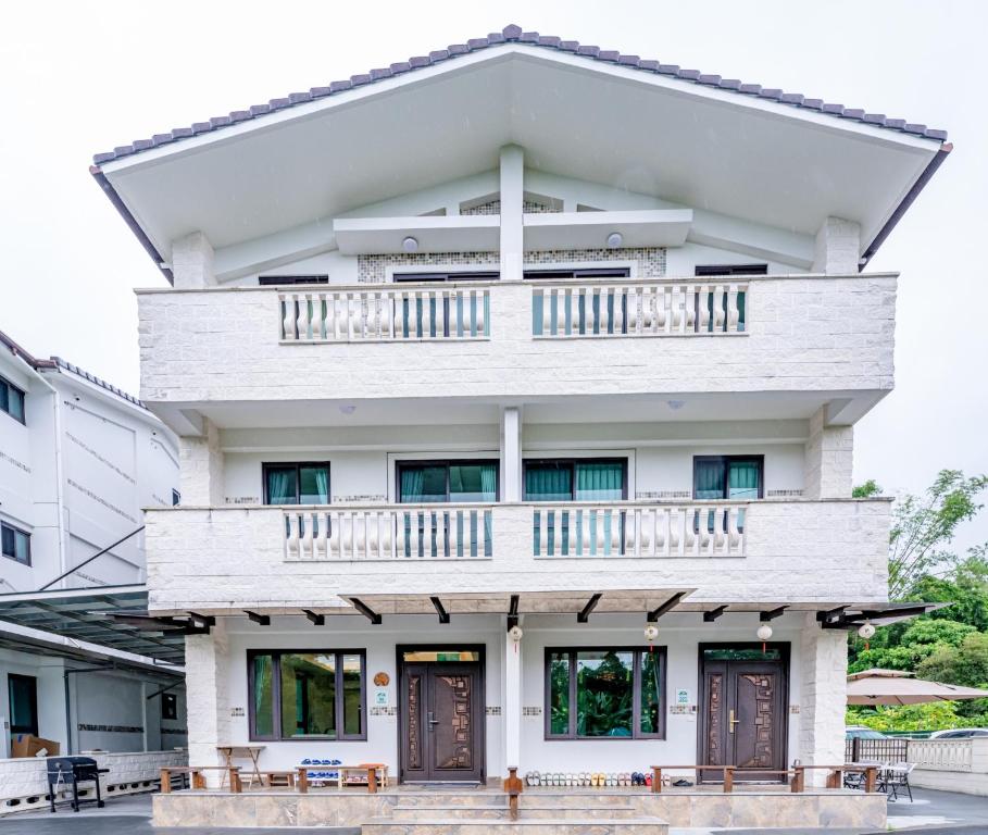 妃民宿評價、特色體驗、包棟服務與房價資訊 – 宜蘭員山舒適包棟民宿 - 照片 2