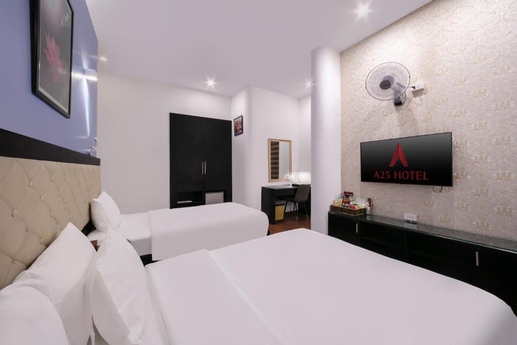 TV a/nebo společenská místnost v ubytování A25 Hotel - 15 Hàng Than