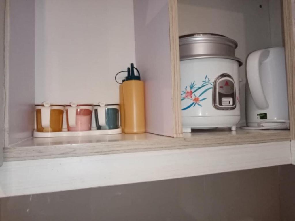 Cucina o angolo cottura di Rental Studio Condo in Cagayan de Oro City
