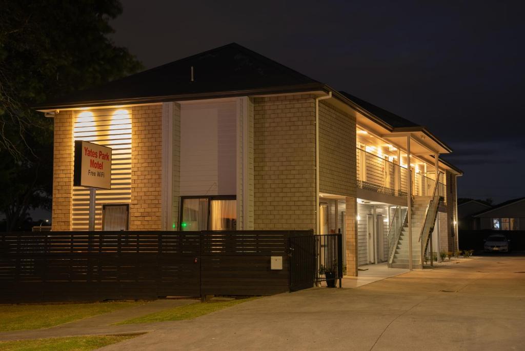 Yates Park Motel - Resim 11