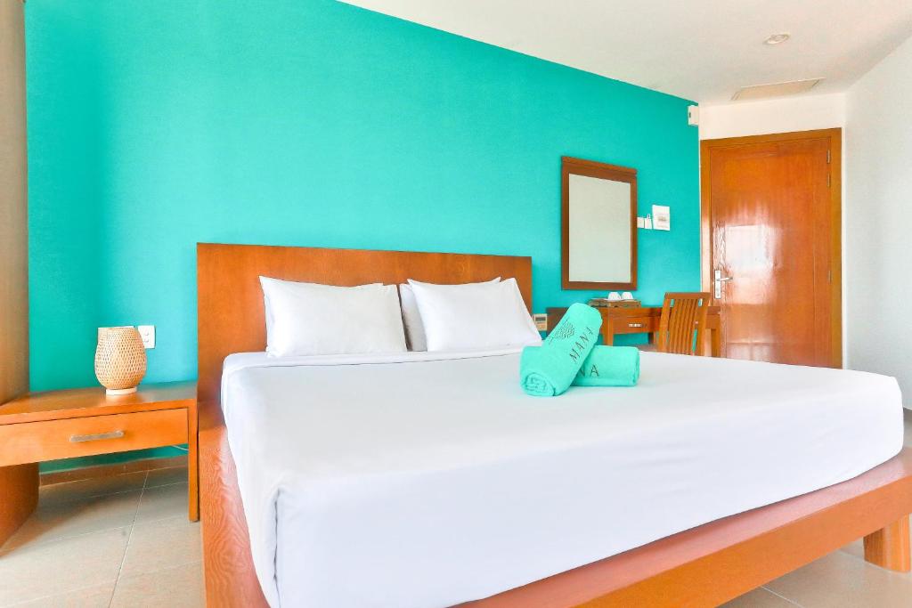 Grand Deluxe Double with Balcony Ocean View