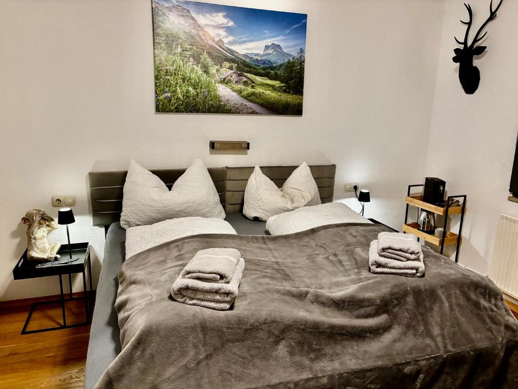 Postel nebo postele na pokoji v ubytování Lechtaler Alpenblick Landeck - Privatzimmer & Ferienwohnung