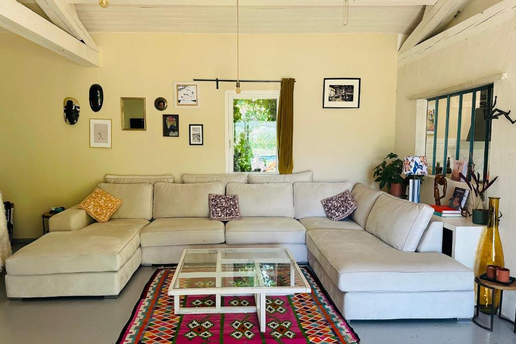 House with heated swimming pool and breathtaking views of the Luberon - Holiday Home