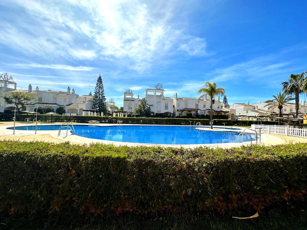 Bazén v ubytovaní CASA PARAISO DEL SUR - Gran casa independiente de Lujo con amplias terrazas alebo v jeho blízkosti