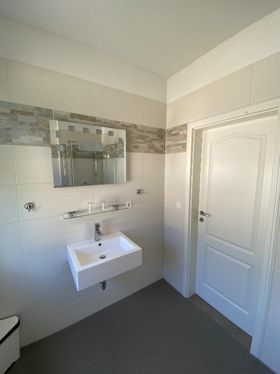 Apartments und Zimmer Gästehaus Matthias - 19