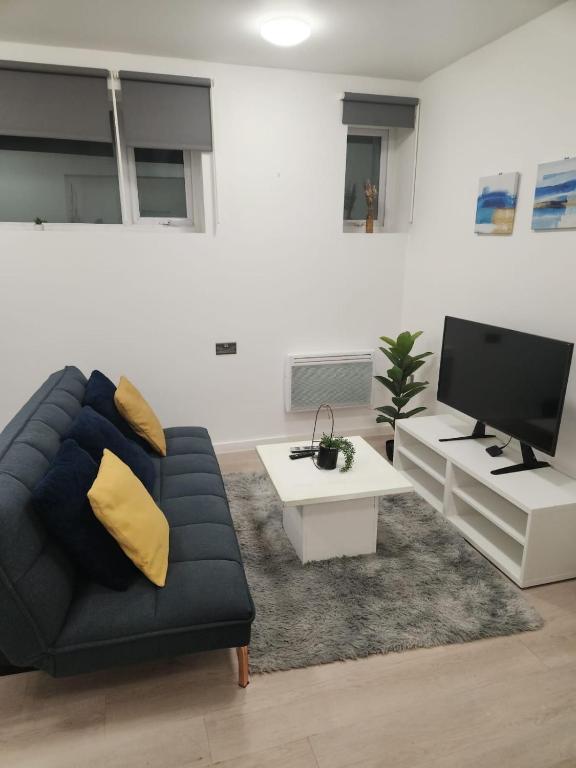 Posezení v ubytování Sleeps 4 Modern Studio Golders Green NW11