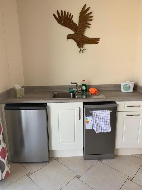 Dapur atau dapur kecil di Carranross Accommodation