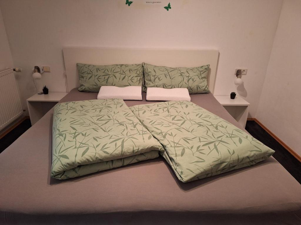 Postel nebo postele na pokoji v ubytování Vögelhof