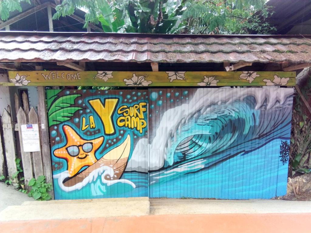 Foto sihtkohas Bocas Town asuva majutusasutuse La Y Surf Camp galeriist