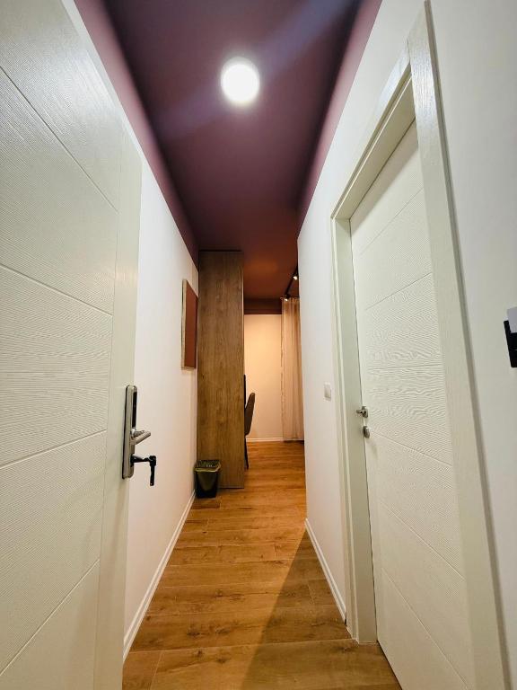 Foto Tiranas asuva majutusasutuse Alze Hotel - Tirana galeriist