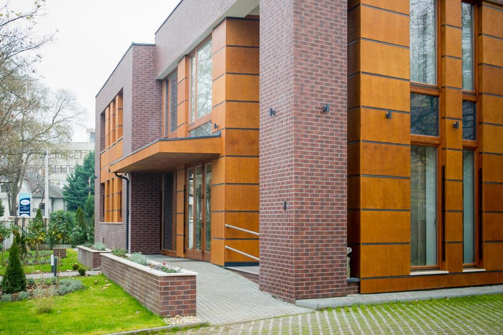 BH Kristály - Resim 16