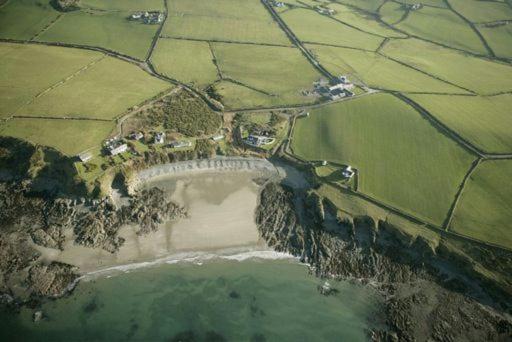 Φυσικό τοπίο κοντά σε αυτή η παραθεριστική κατοικία