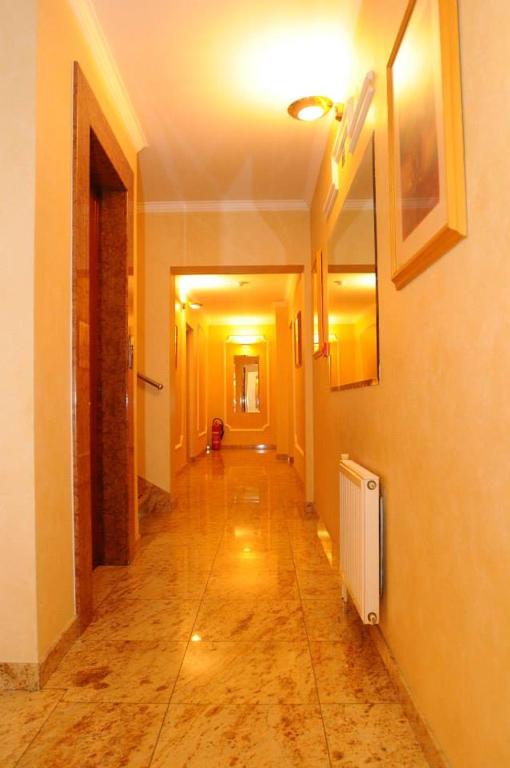 Hotel Vienna - Resim 43