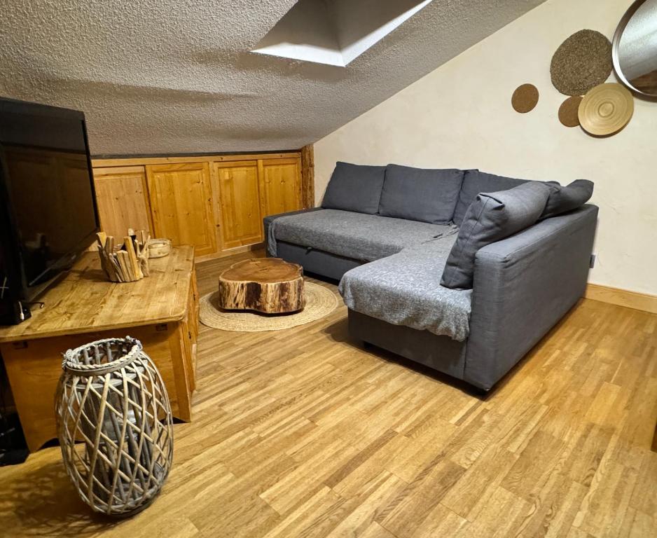 Posezení v ubytování Appartement cosy proche Châtel Portes du soleil - linge inclus