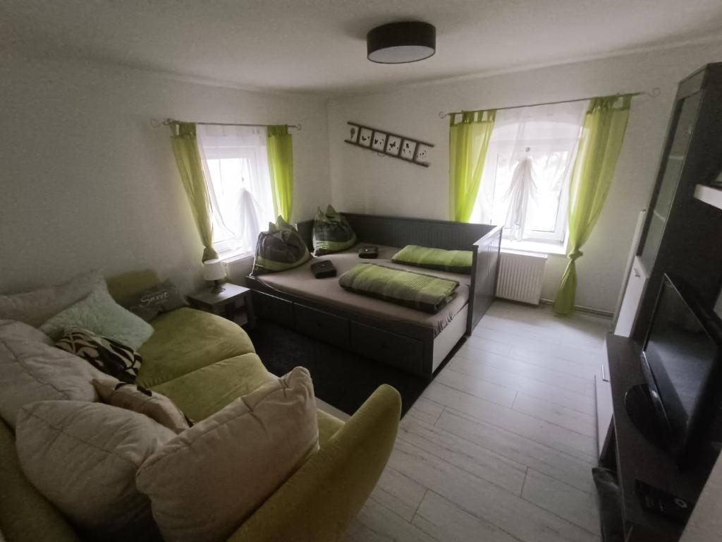 A bed or beds in a room at Ferienwohnung Rotheneder- Rupp