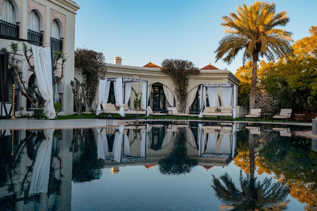 Bazén v ubytování Palais Anthea Boutique Hotel & Spa nebo v jeho okolí
