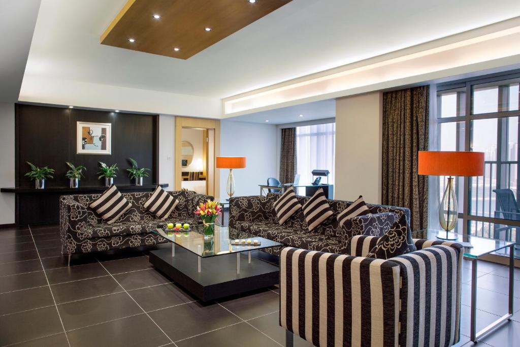 Posezení v ubytování Hala Arjaan by Rotana, Deluxe Hotel Apartments