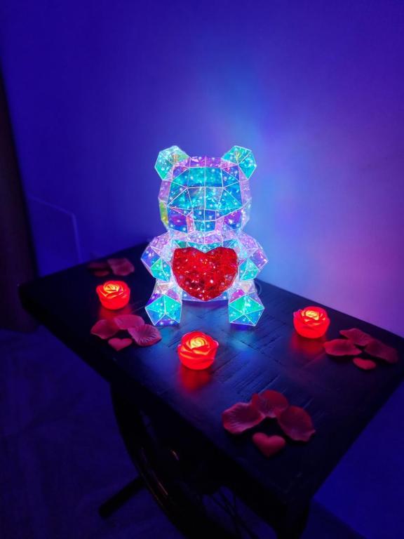 Twin Luxury Pink Rose Teddy Bear Twin Luxury Pink Rose Teddy Bear
