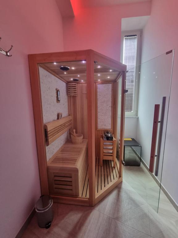 Łóżko lub łóżka w pokoju w obiekcie Twin Towers Naples Luxury