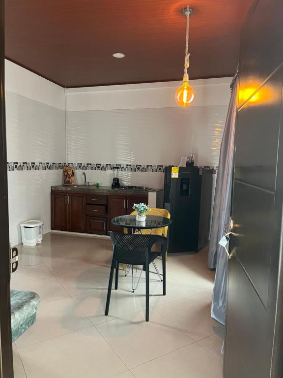 Kuchyň nebo kuchyňský kout v ubytování Hotel la casona de Wiky