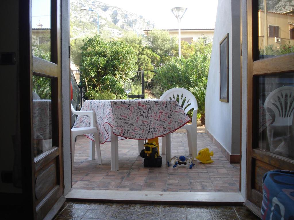 Balkón alebo terasa v ubytovaní Casa Degli Oleandri Sul Cortile R6314
