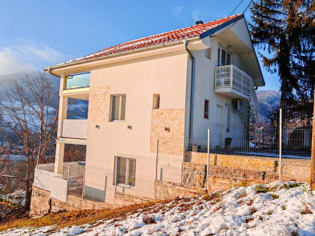 Budova, kde se apartmán nachází