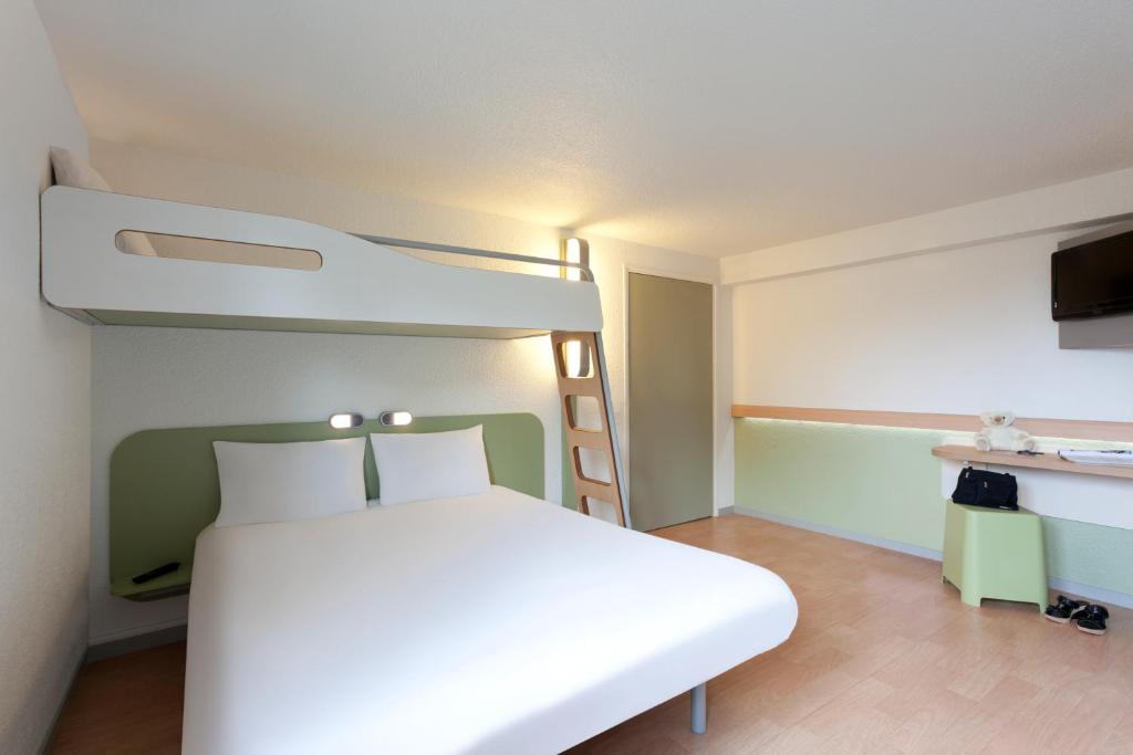 IBIS Budget Tarbes - Triple Room