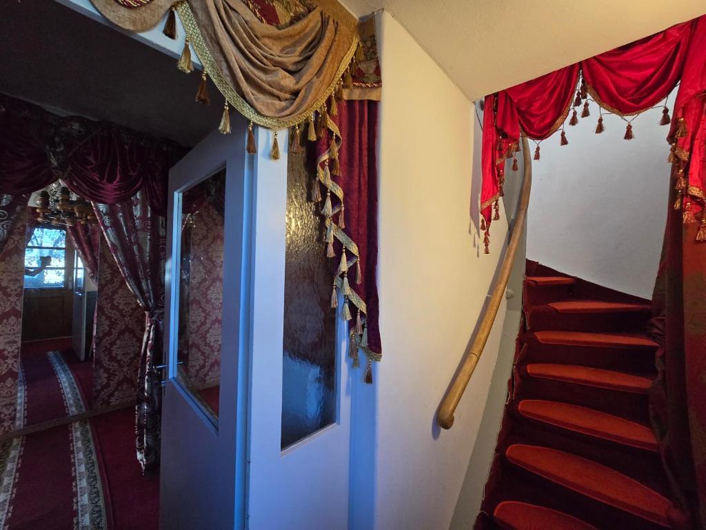 5 bedrooms apartments 3 miles from Cenrre Bern - Resim 14