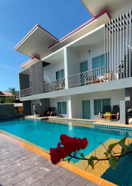 Bazén v ubytování Lanta Corsica Hotel nebo v jeho okolí