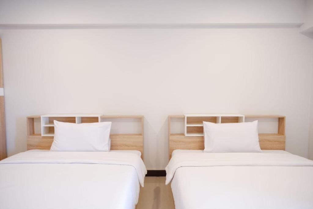 
Superior Queen Room with Two Queen Beds
