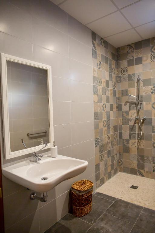 Hotel Rural Sisapo - Twin Room - Disability Access