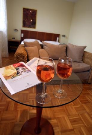 Nápoje v ubytování Wein-Träume