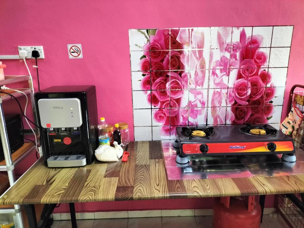 Fotografie z fotogalerie ubytování Homestay Pertama v destinaci Parit Raja