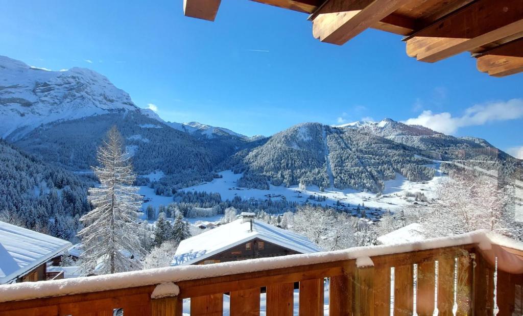 Nespecifikovaný výhled na hory nebo výhled na hory při pohledu z bed and breakfast