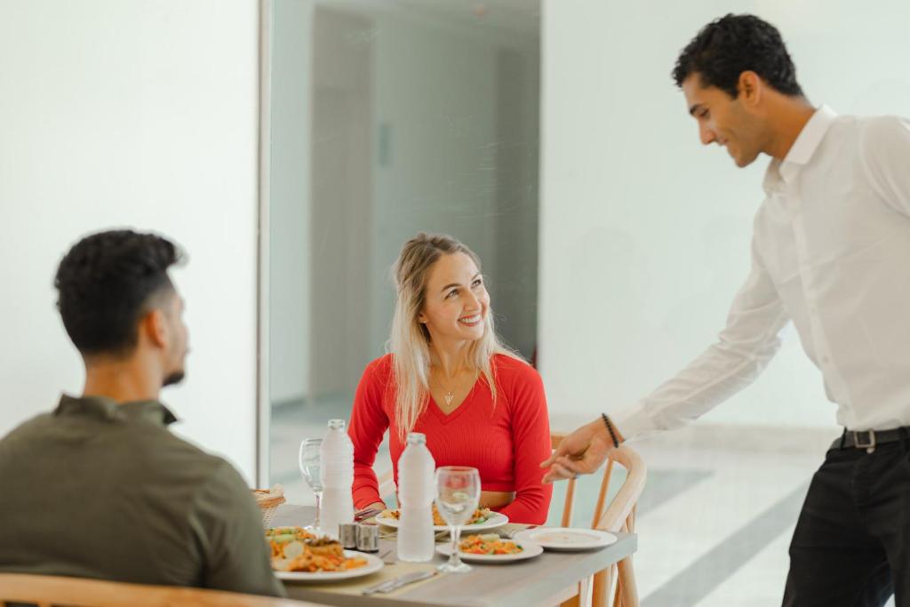 Sky Star Hotel free shuttle to Hurghada City Center