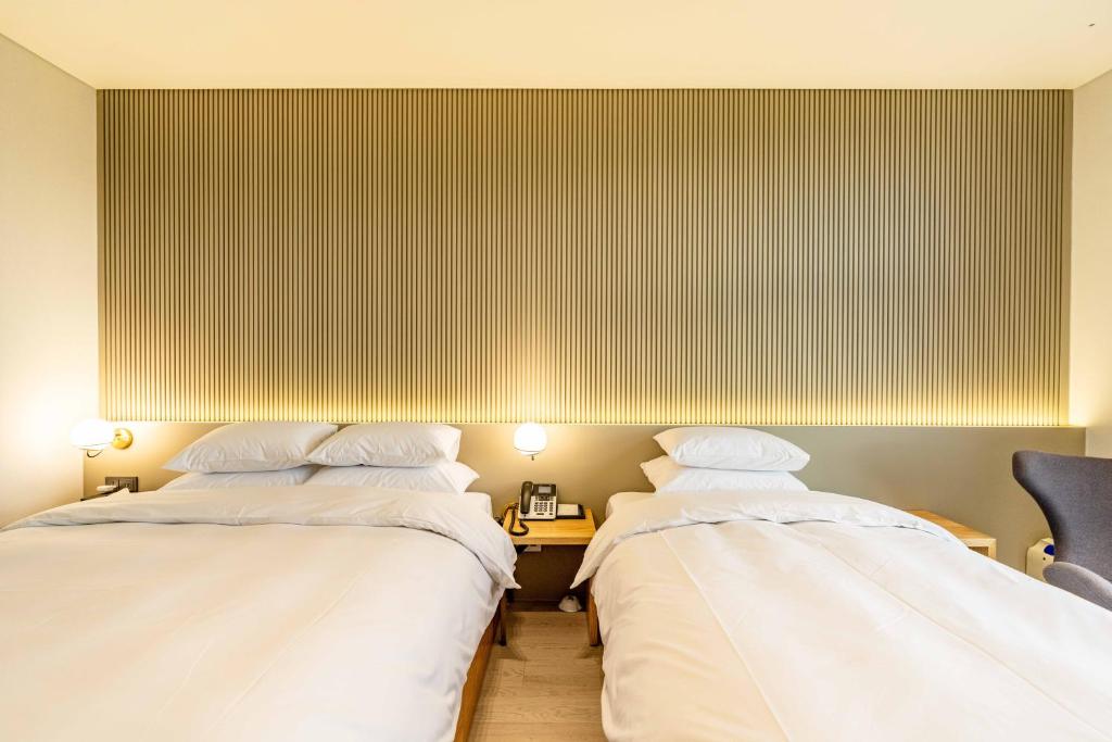 Lagobaum Hotel - Twin Room
