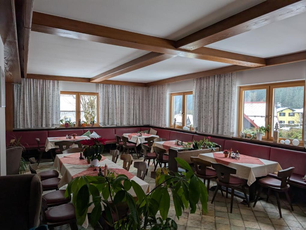 Restaurace v ubytování Paula's Pension