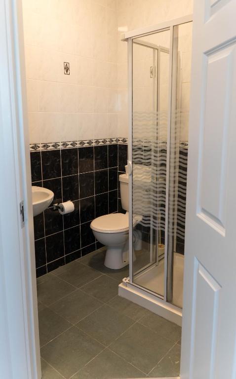 Koupelna v ubytování Glancys Accomadation
