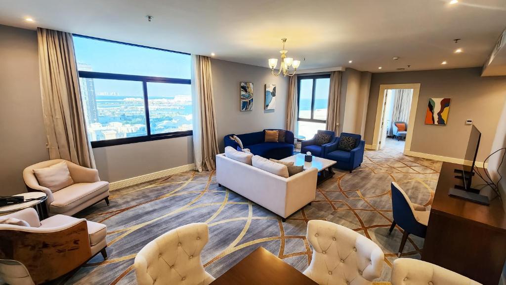 Χώρος καθιστικού στο Sherao Hotel Doha فندق شراعوه الدوحة