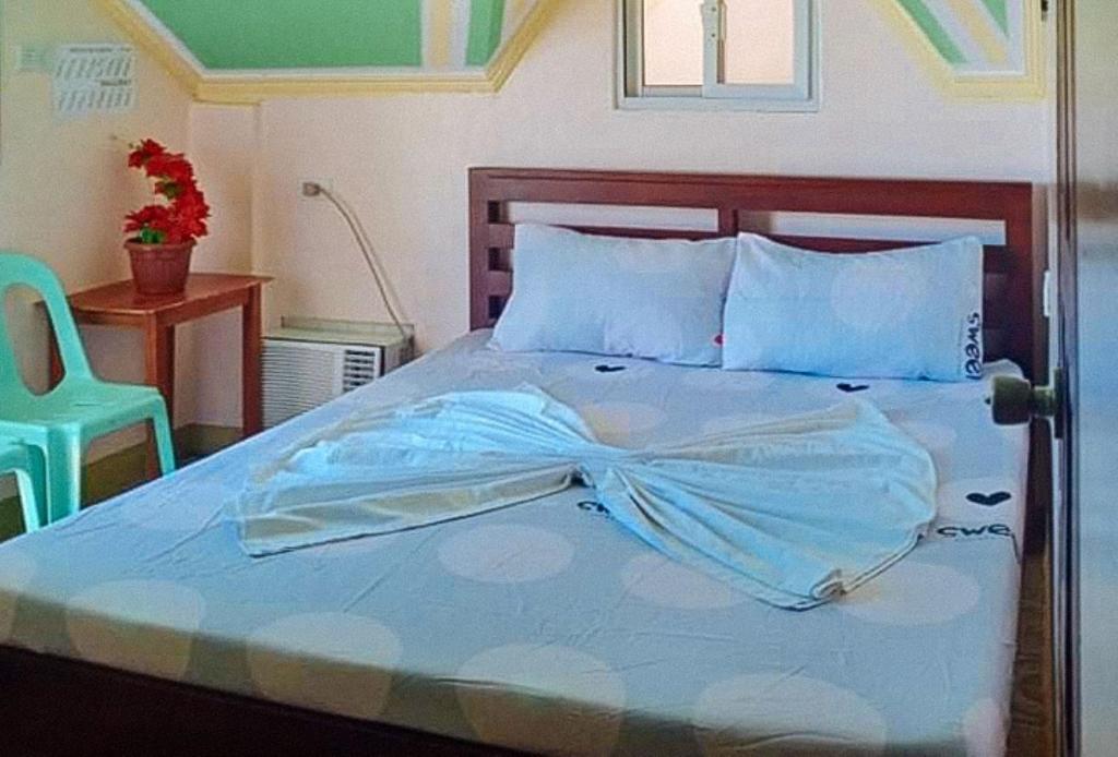 RedDoorz at Precious Dem Beach Resort Pagudpud - Habitación Doble Estándar