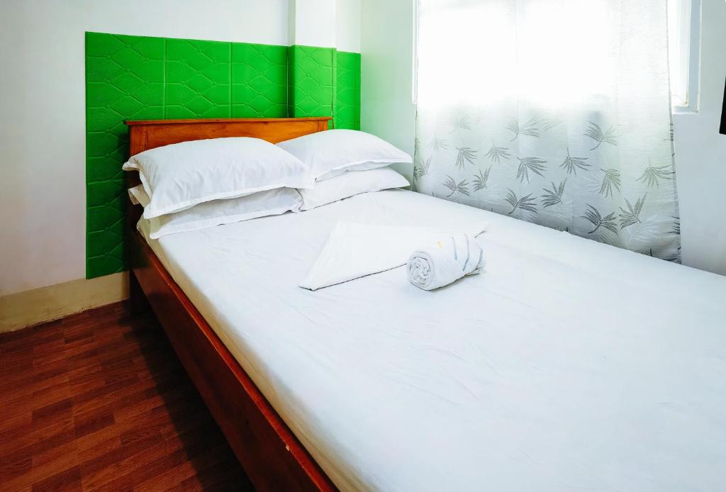 RedDoorz at D128 Lodge Cagayan Valley - デラックスルーム