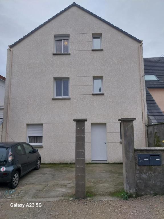 Billede fra billedgalleriet på APPARTEMENT 3 pièces avec TERRASSE et JARDIN i Bonneuil-sur-Marne