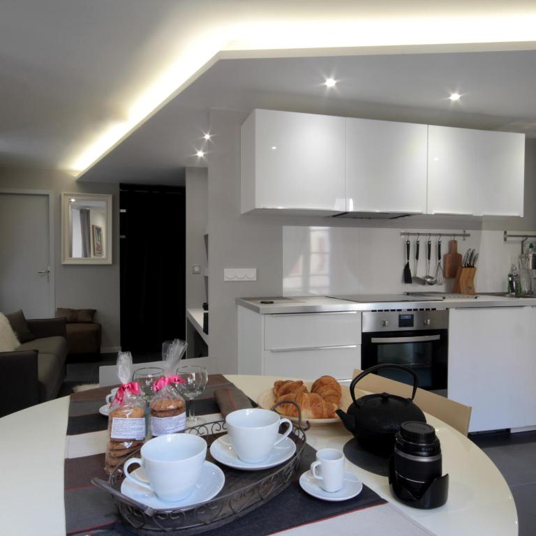 Le Clos St Louis - Appartement Met Twee Slaapkamers (1e Verdieping)