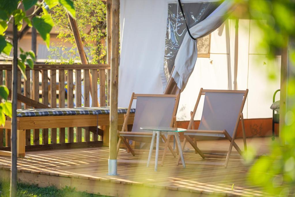 Fotografie z fotogalerie ubytování Glamping Kolpa Resort v destinaci Gradac