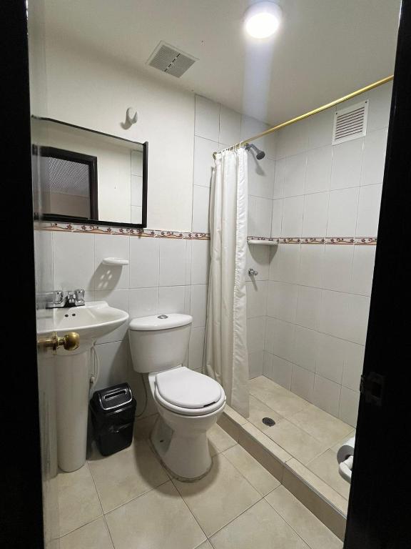 Koupelna v ubytování Greco Boutique Hotel