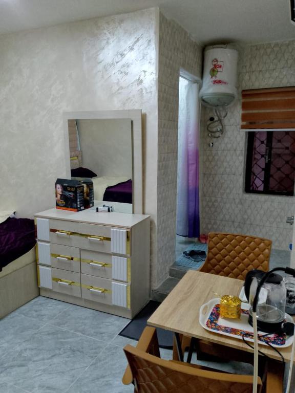 Kuchyň nebo kuchyňský kout v ubytování Ahmad Hostel