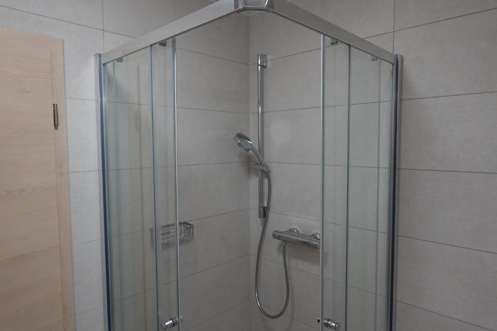 Koupelna v ubytování Apartmán Rozárka Černý Důl