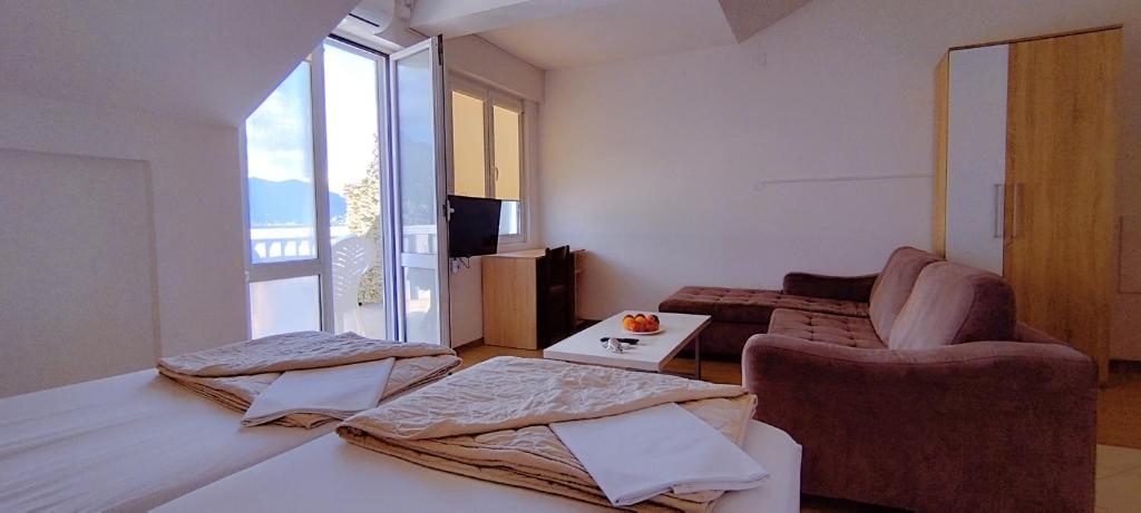 Villa Boka Sunrise Apartments - 9